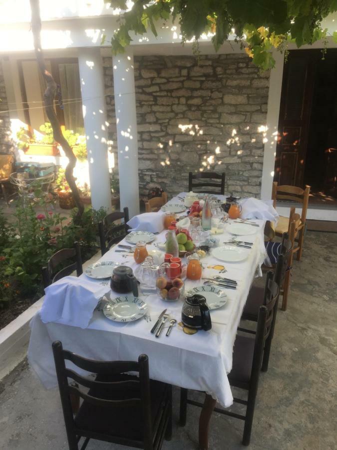 Sokaku I Te Marreve Guesthouse Gjirokastër Exterior foto